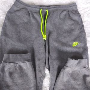 Nike Gray Jogger/SweatPants - Size XXL